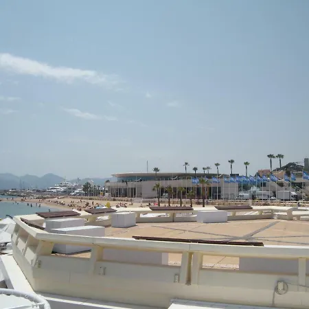 アパート 7e Art 2 Pieces 3 Etoiles Calme Plein Centre 5mn Plages Et Palais *