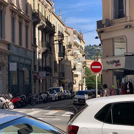 7e Art 2 Pieces 3 Etoiles Calme Plein Centre 5mn Plages Et Palais * Cannes