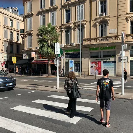 アパート 7e Art 2 Pieces 3 Etoiles Calme Plein Centre 5mn Plages Et Palais カンヌ
